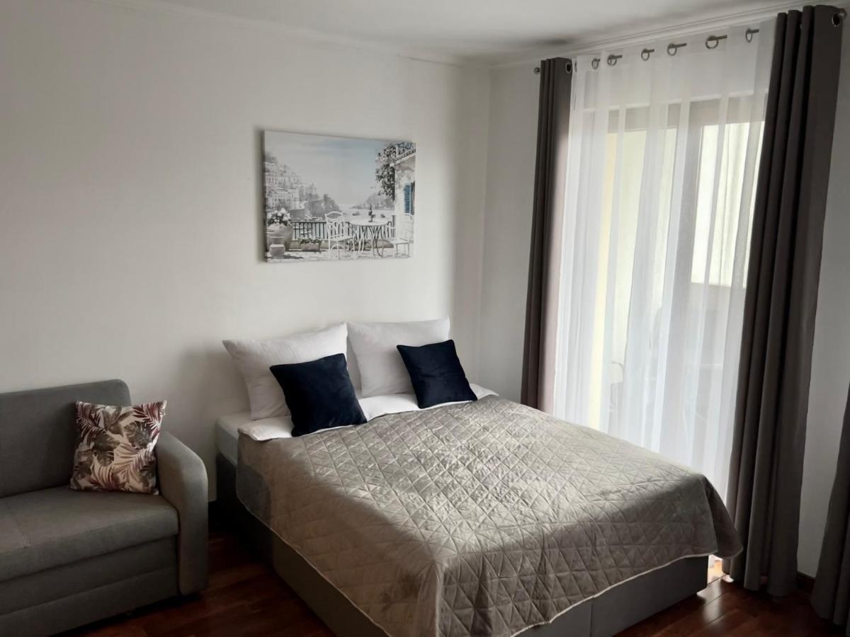 Mala Italia Apartments Breslavia Esterno foto