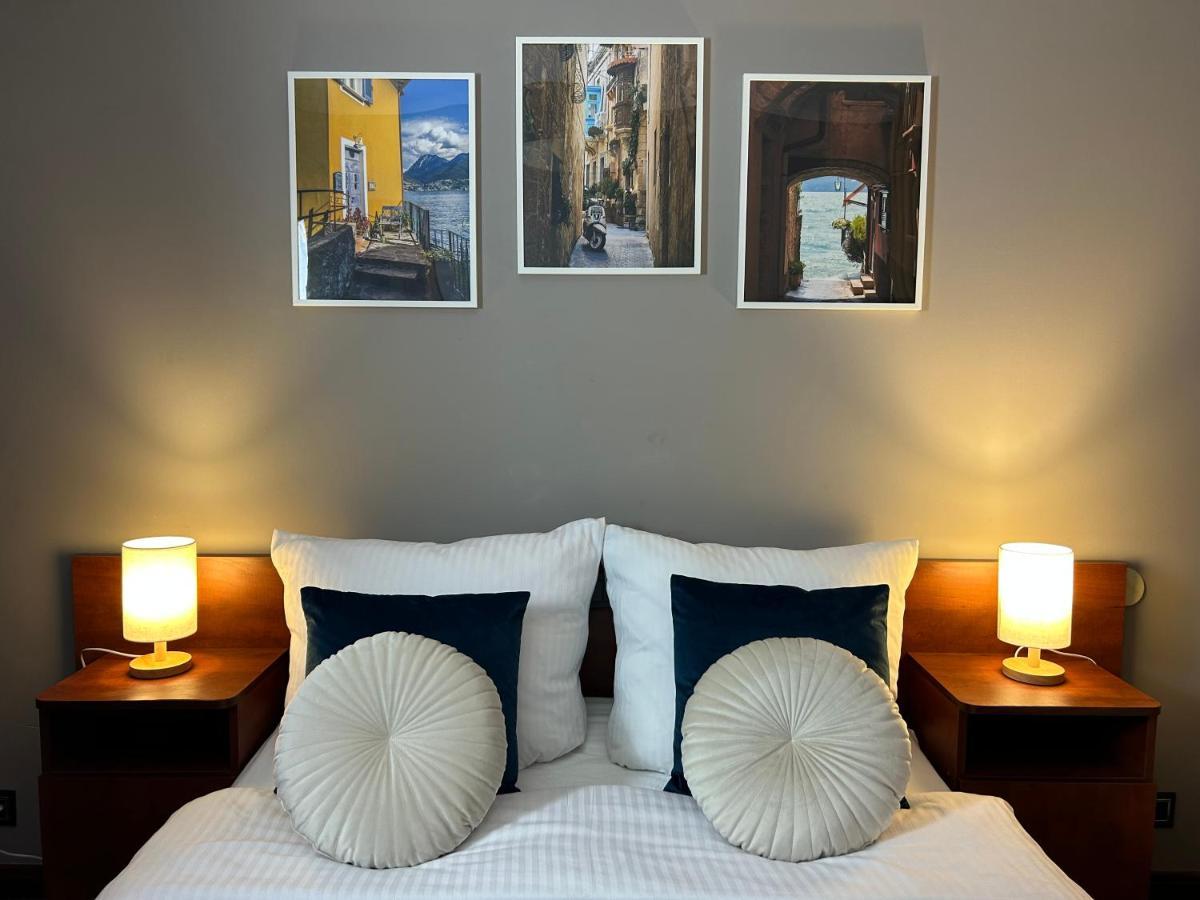 Mala Italia Apartments Breslavia Esterno foto