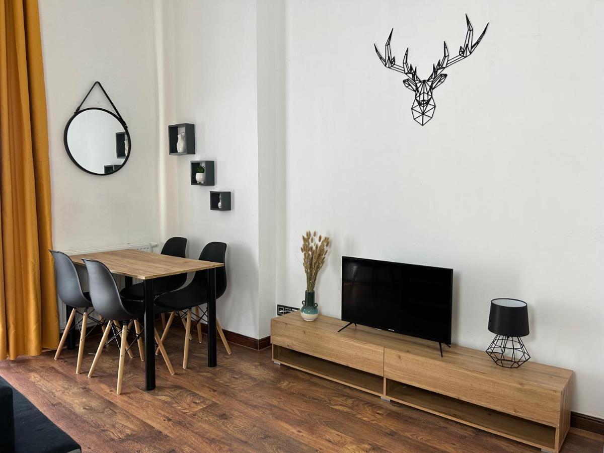 Mala Italia Apartments Breslavia Esterno foto