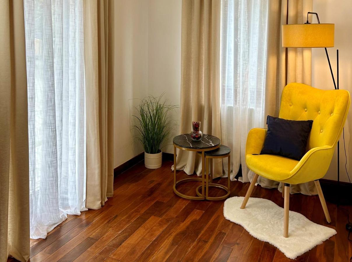 Mala Italia Apartments Breslavia Esterno foto