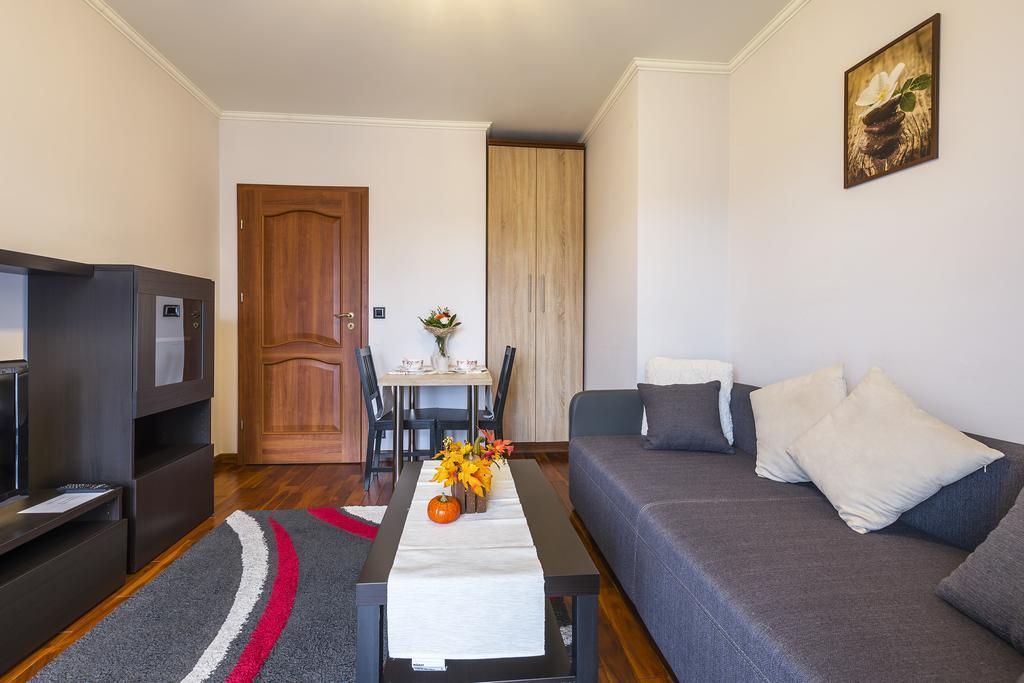 Mala Italia Apartments Breslavia Esterno foto